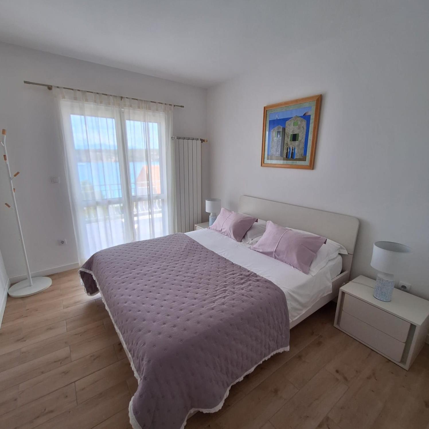 Ceratonia Apartments Loviste Luaran gambar